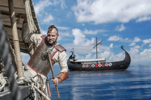Ragnarok Viking hajó bálna delfinles TENERIFE KANÁRI SZIGETEK