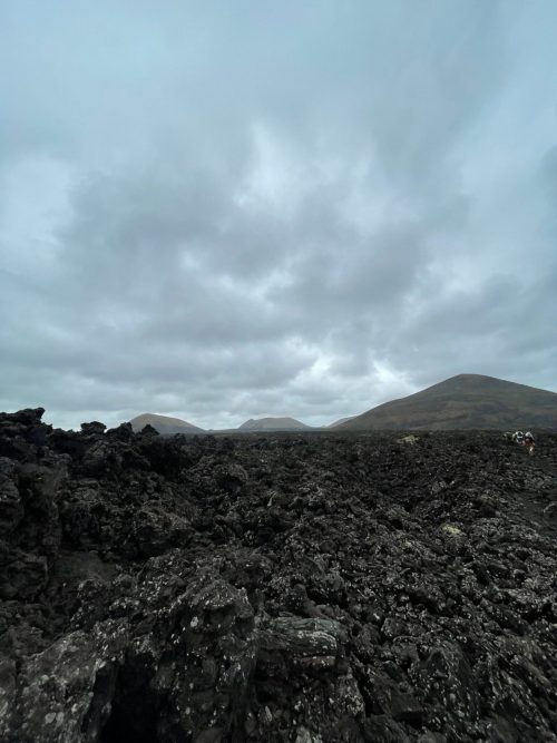 Lanzarote-Túrázás-holdbéli-tájon