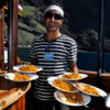 Hajókirándulás-bálnales-kalózhajóval-Los-Gigantes-szikláinál-Tenerife