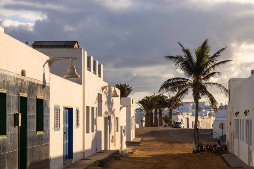 Teguise-piac-La-Graciosa-szigete-hajóval-Lanzarote-látnivalók